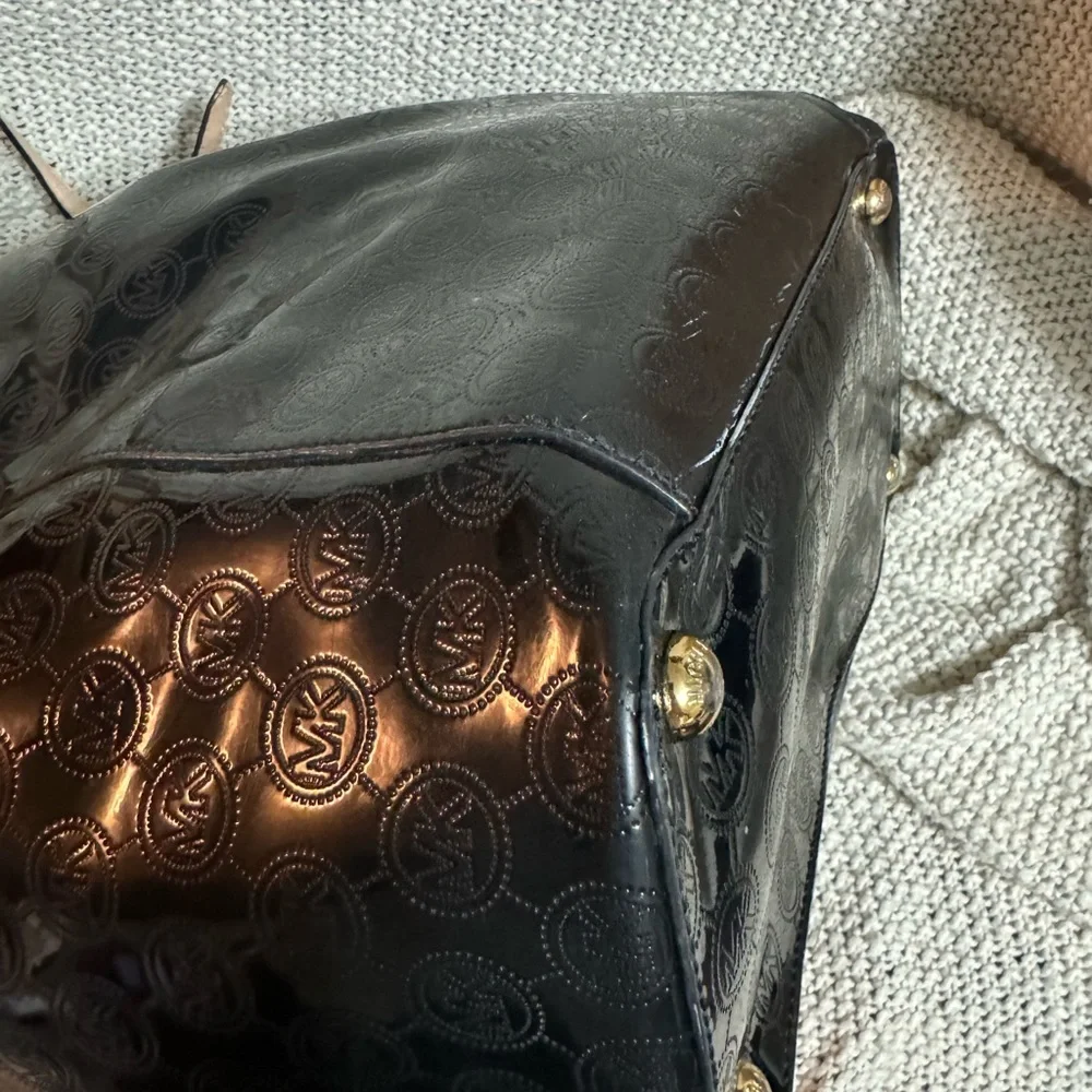 Michael Kors Jet Set Large Black Patent Leather Tote‎